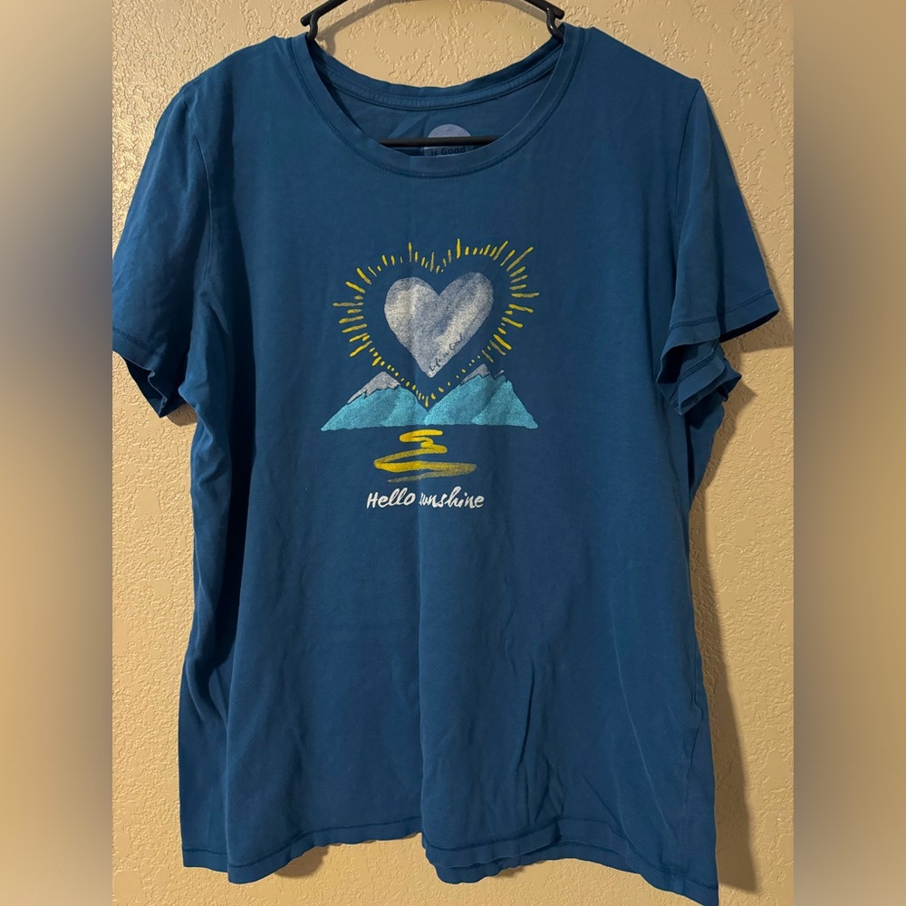 Life is Good women’s classic fit T shirt